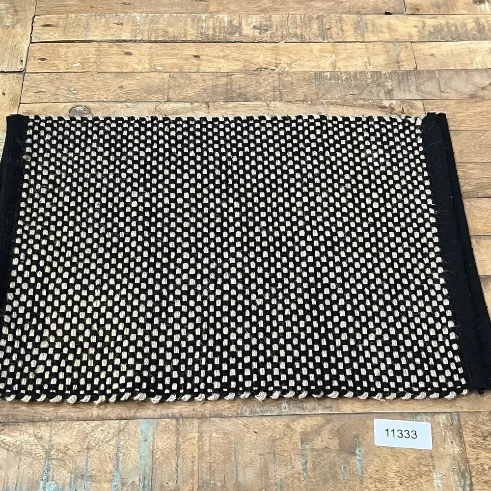 Cottage Weave Black White Hand-woven Placemats 18.5